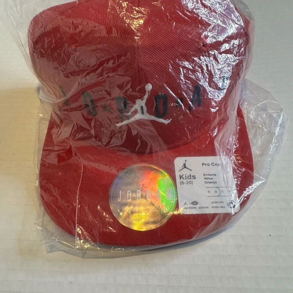 Jordan Kids/Adult Red Pro Cap - Picture 6 of 6